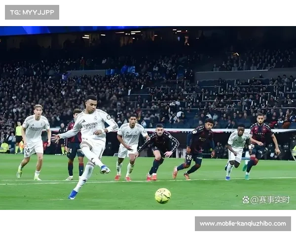 姆巴佩点球绝杀，皇马2-1险胜巴列卡诺紧追巴萨